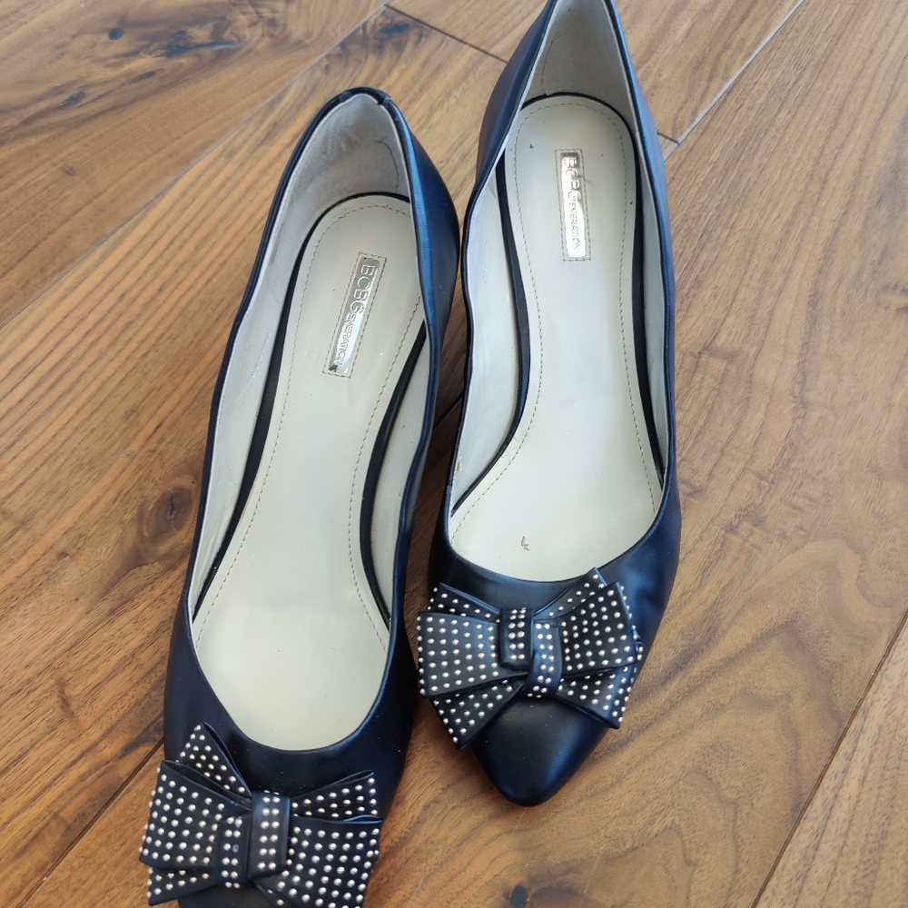 BCBG wedges
